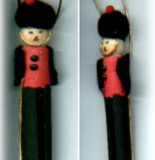 clothespin soldiers