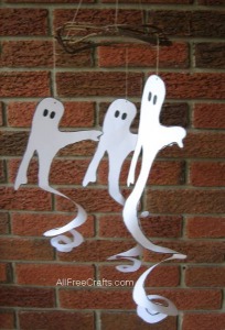 Printable Spiral Ghosts - All Free Crafts