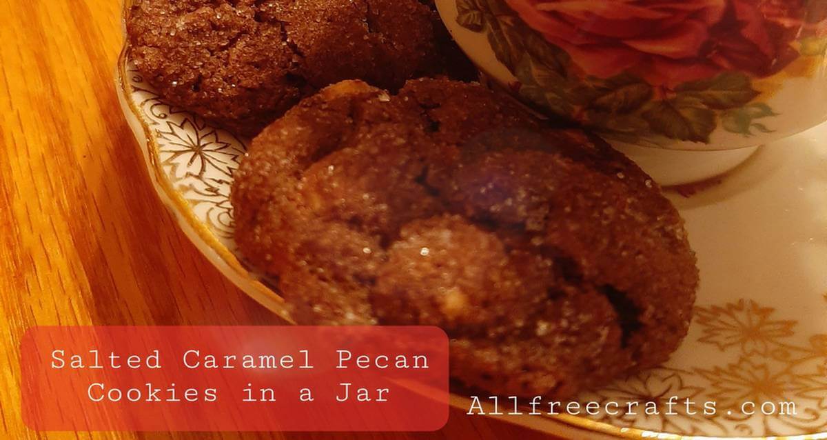 saltedcaramelpecancookieswithtea