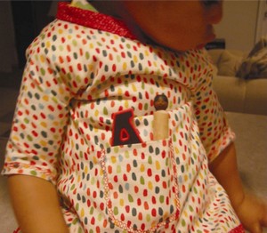 Don't look now!: Kids Art Smock Pattern!